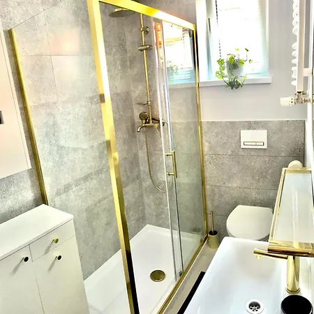 Między Szczytami * Boguszów-Gorce